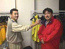 �y������o��